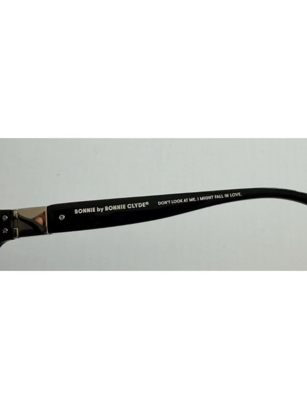 Bonnie by Bonnie Clyde Valentine Sunglasses in Black